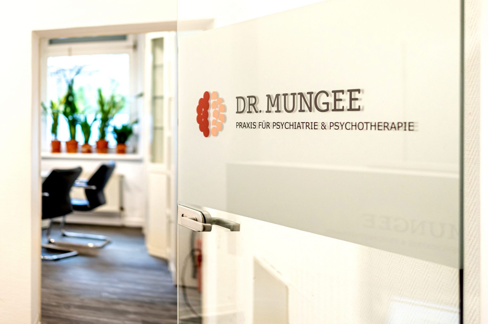 Dr. Mungee